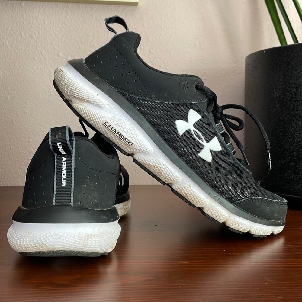 COPY - Under Armour Charged Assert mens size 8.5 4E